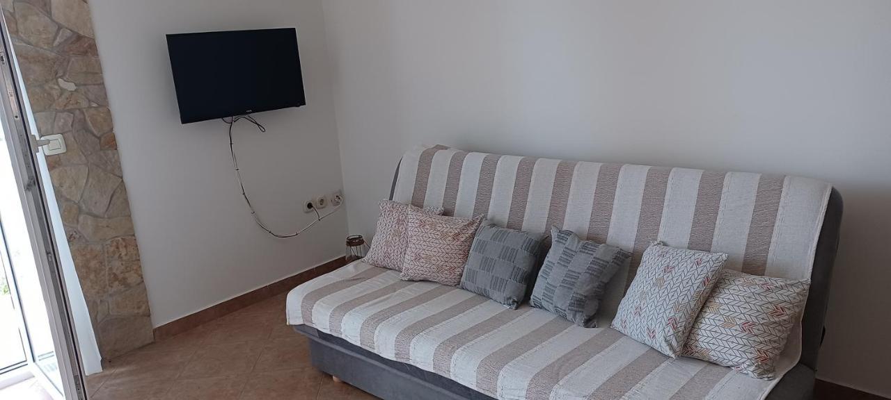 Apartments Vesna Nova Vas  外观 照片