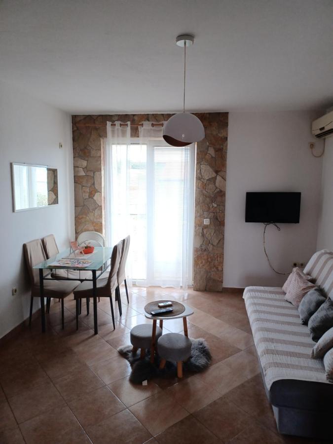 Apartments Vesna Nova Vas  外观 照片