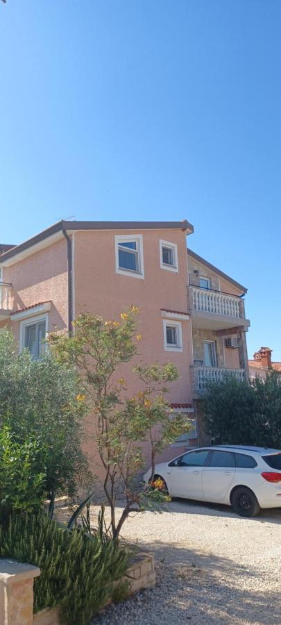 Apartments Vesna Nova Vas  外观 照片