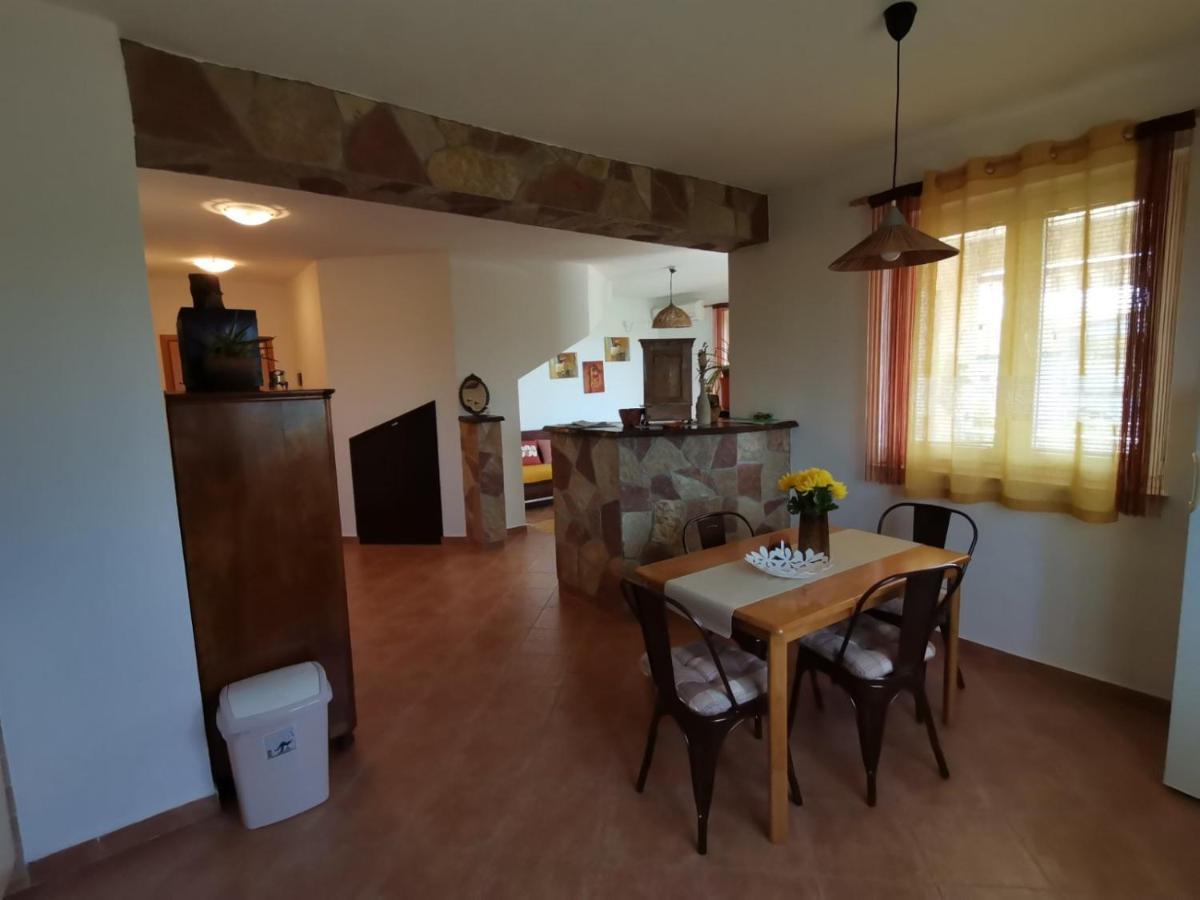 Apartments Vesna Nova Vas  外观 照片