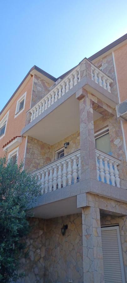 Apartments Vesna Nova Vas  外观 照片