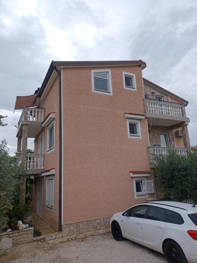 Apartments Vesna Nova Vas  外观 照片