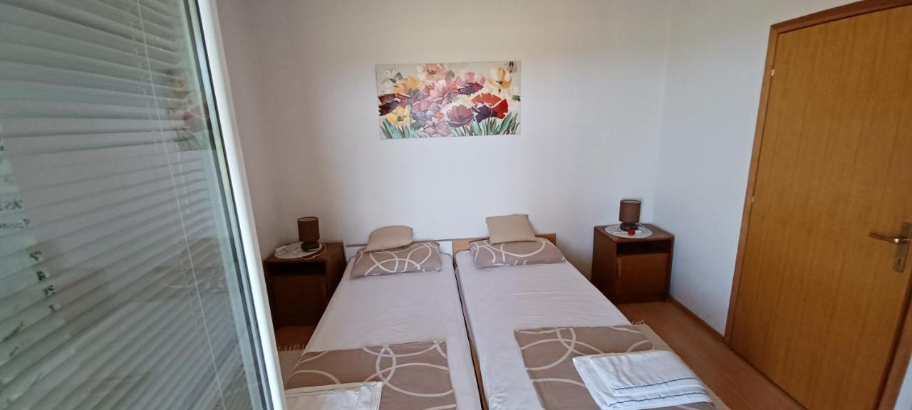 Apartments Vesna Nova Vas  外观 照片
