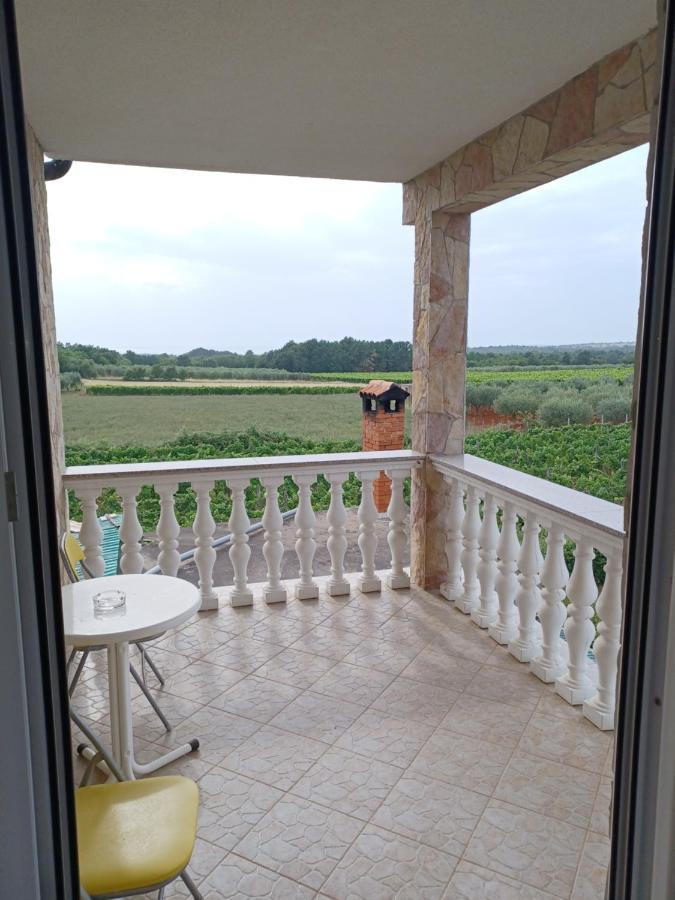 Apartments Vesna Nova Vas  外观 照片